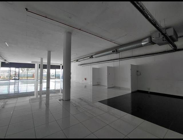 403M² SHOWROOM TO LET IN LONEHILL